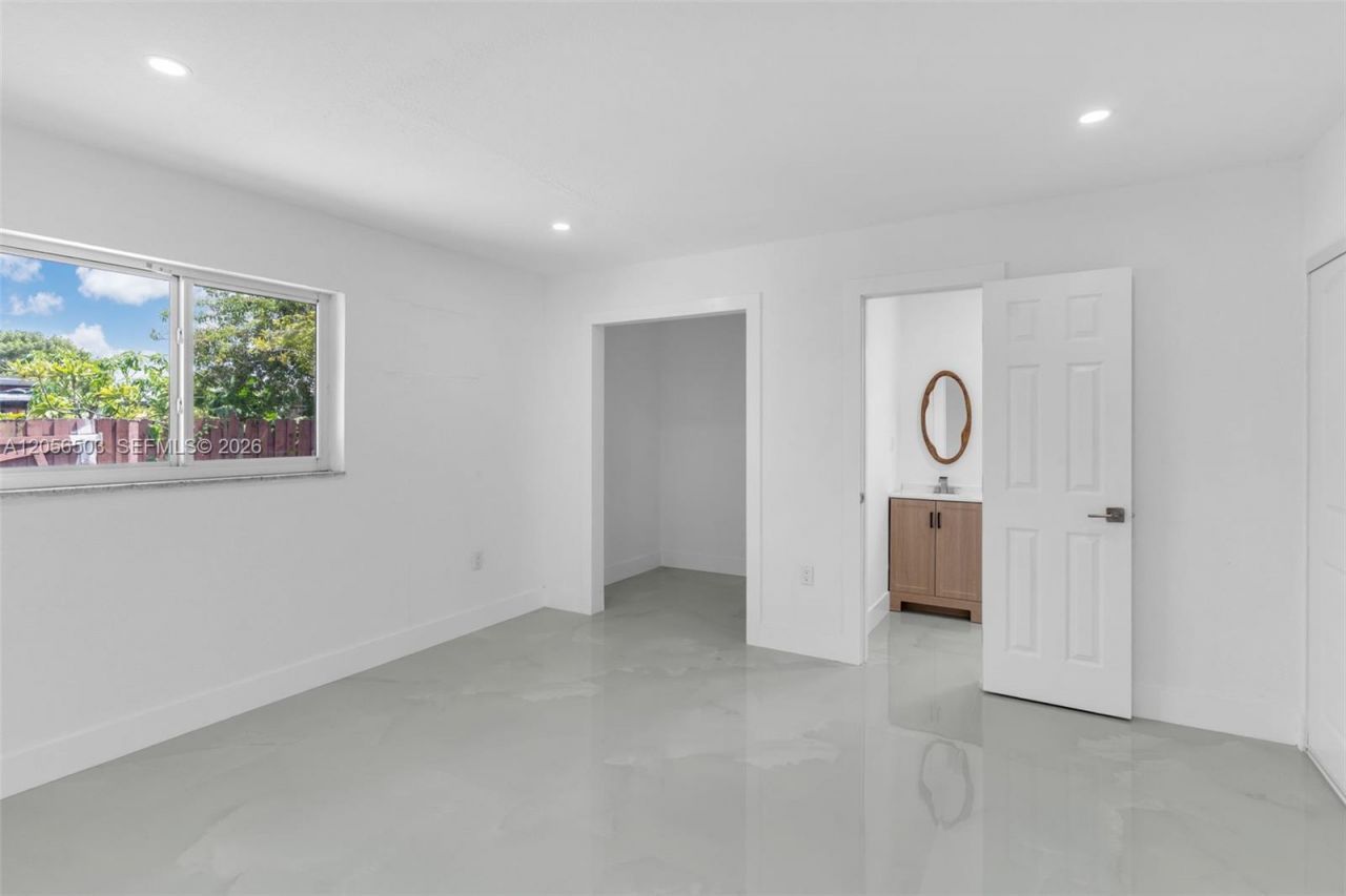 4513 NW 203rd Ter, Miami Gardens, FL 33055 Photo
