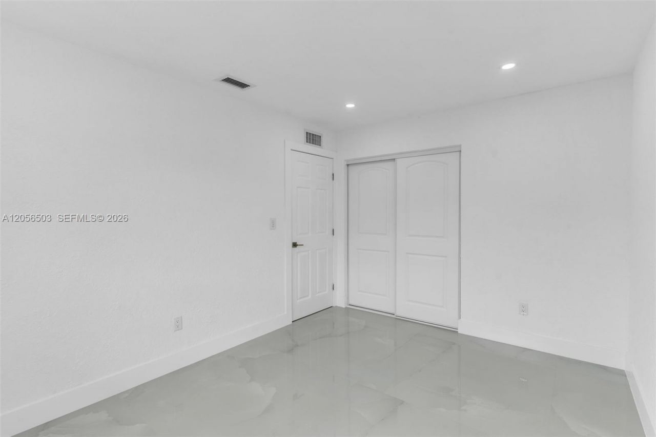 4513 NW 203rd Ter, Miami Gardens, FL 33055 Photo