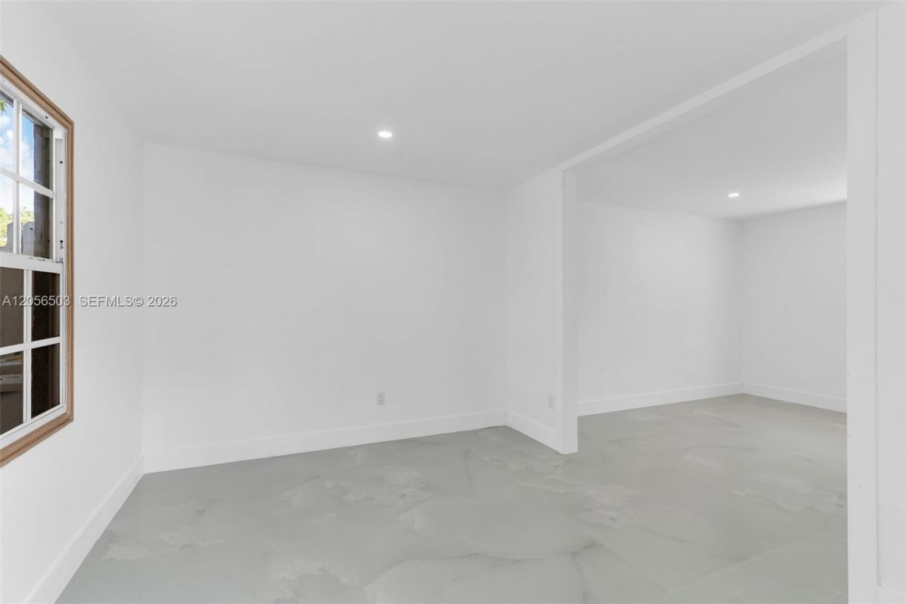 4513 NW 203rd Ter, Miami Gardens, FL 33055 Photo