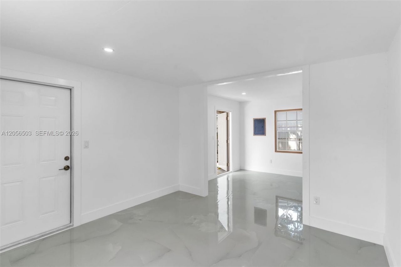 4513 NW 203rd Ter, Miami Gardens, FL 33055 Photo