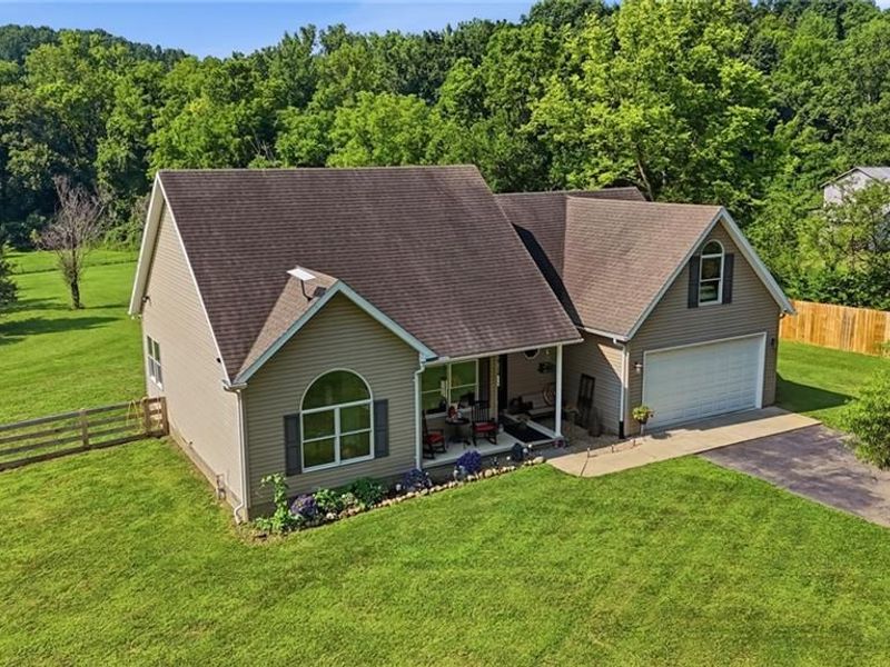 2619 Fox Hollow Road, German Township, OH 45502 Photo 3