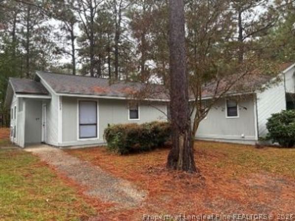 759 Hedgelawn Way , Fayetteville, NC 28311