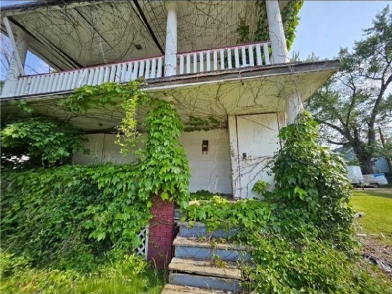 13318 Hartford Road, East Cleveland, OH 44112 Photo 1