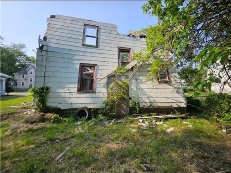 13318 Hartford Road, East Cleveland, OH 44112 Photo 4