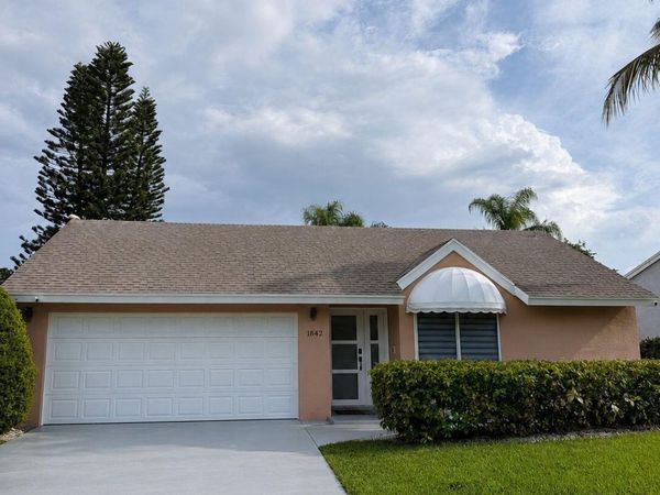 1842 EDGEWATER Drive, Boynton Beach, FL 33436