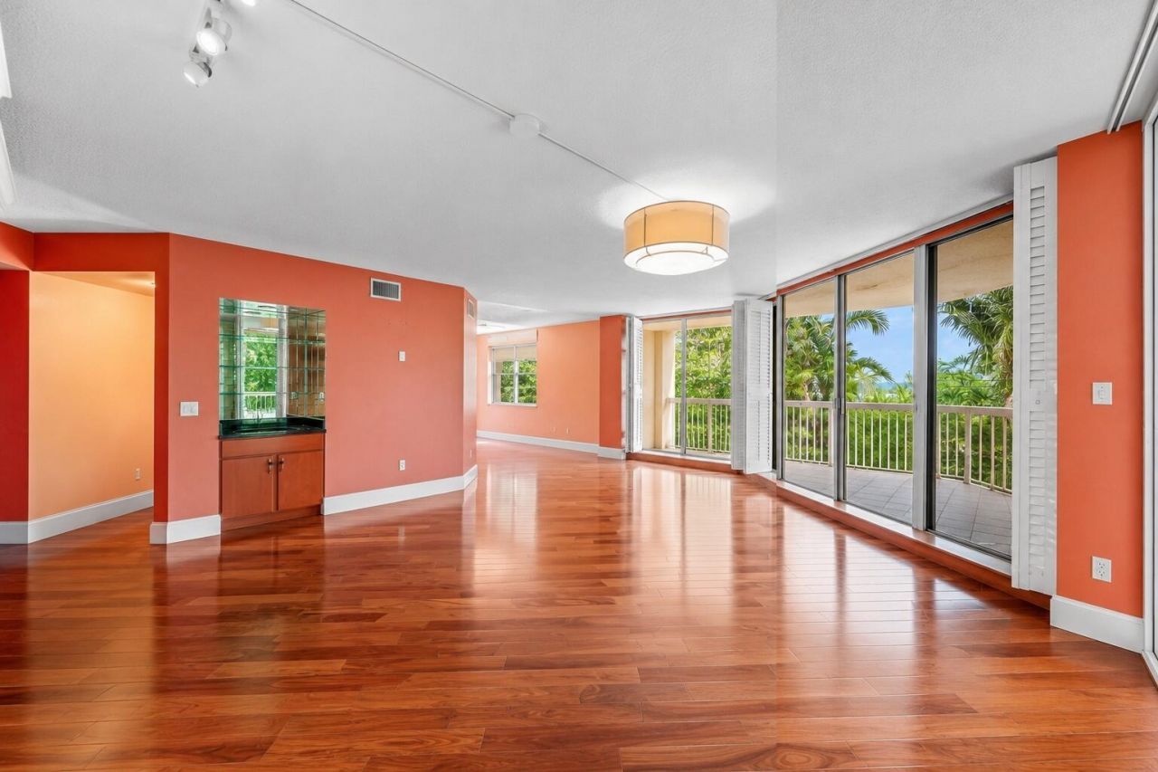 790 Andrews Avenue, Unit C206, Delray Beach, FL 33483 Photo