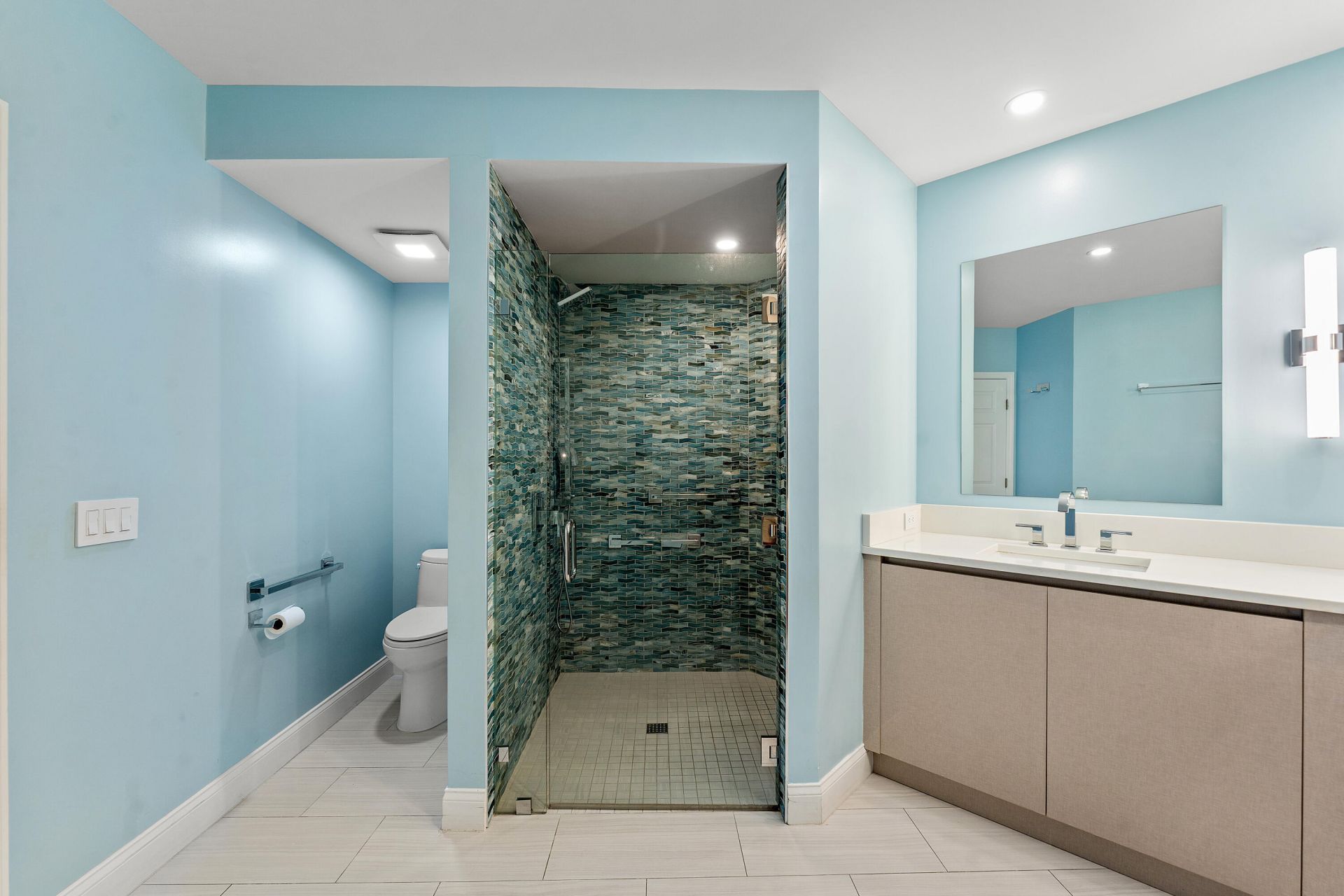 790 Andrews Avenue, Unit C206, Delray Beach, FL 33483 Photo
