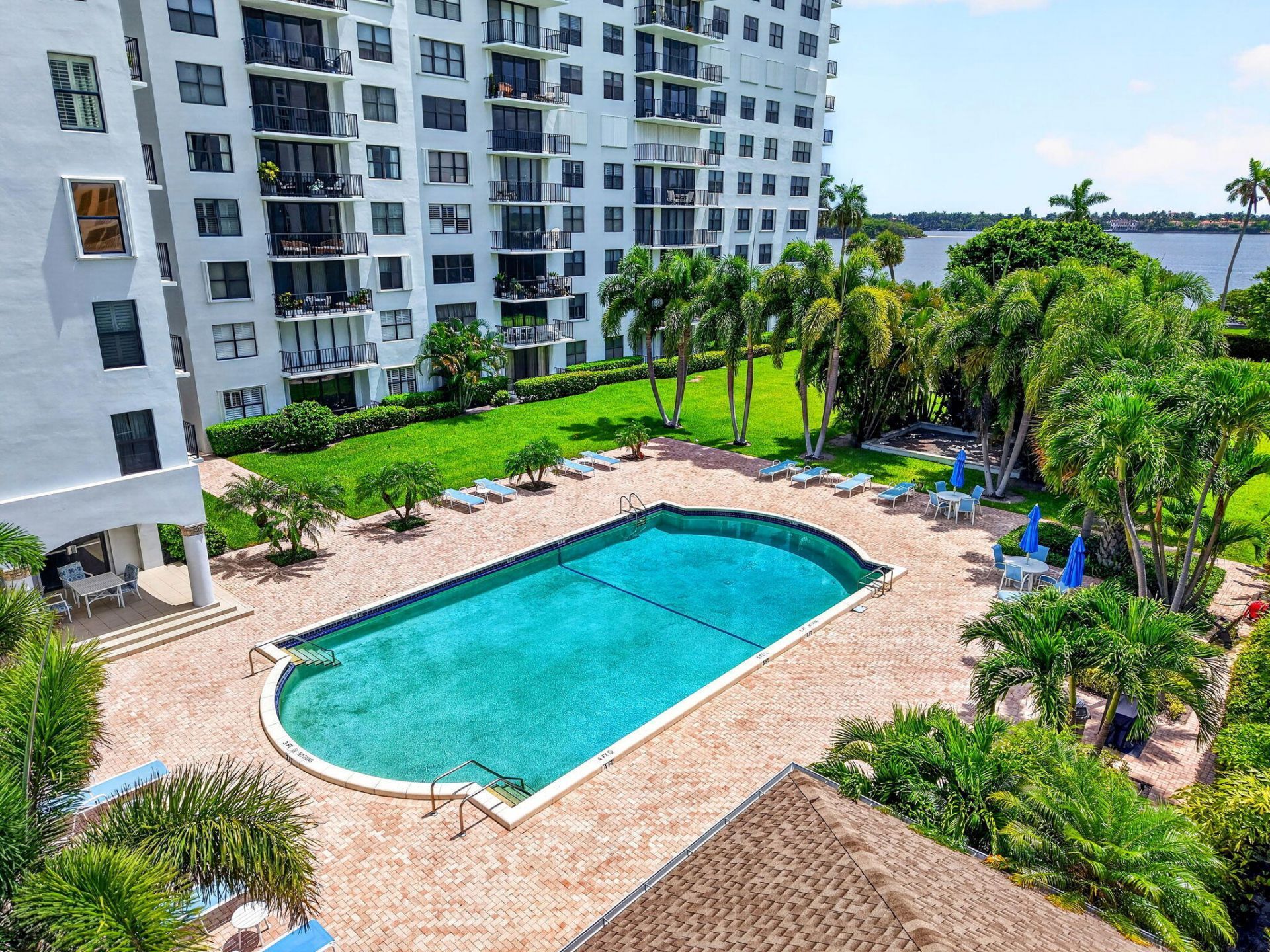 3800 Washington Road, Unit 708, West Palm Beach, FL 33405 Photo