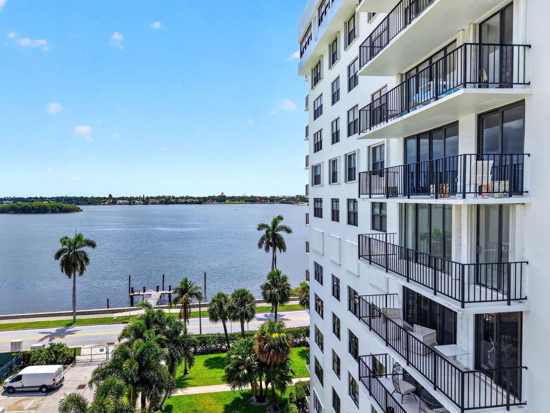 3800 Washington Road, Unit 708, West Palm Beach, FL 33405 Photo