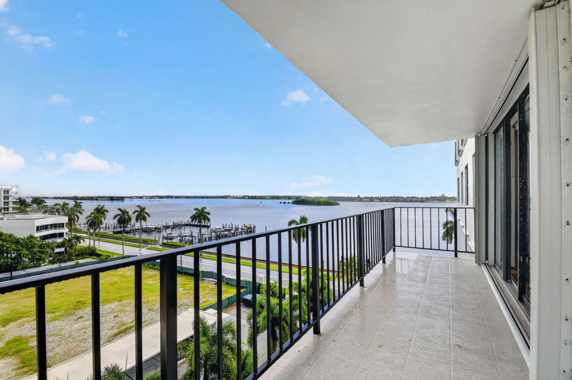 3800 Washington Road, Unit 708, West Palm Beach, FL 33405 Photo