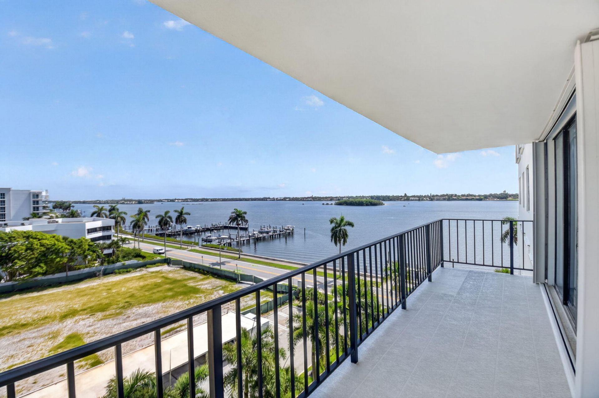 3800 Washington Road, Unit 708, West Palm Beach, FL 33405 Photo
