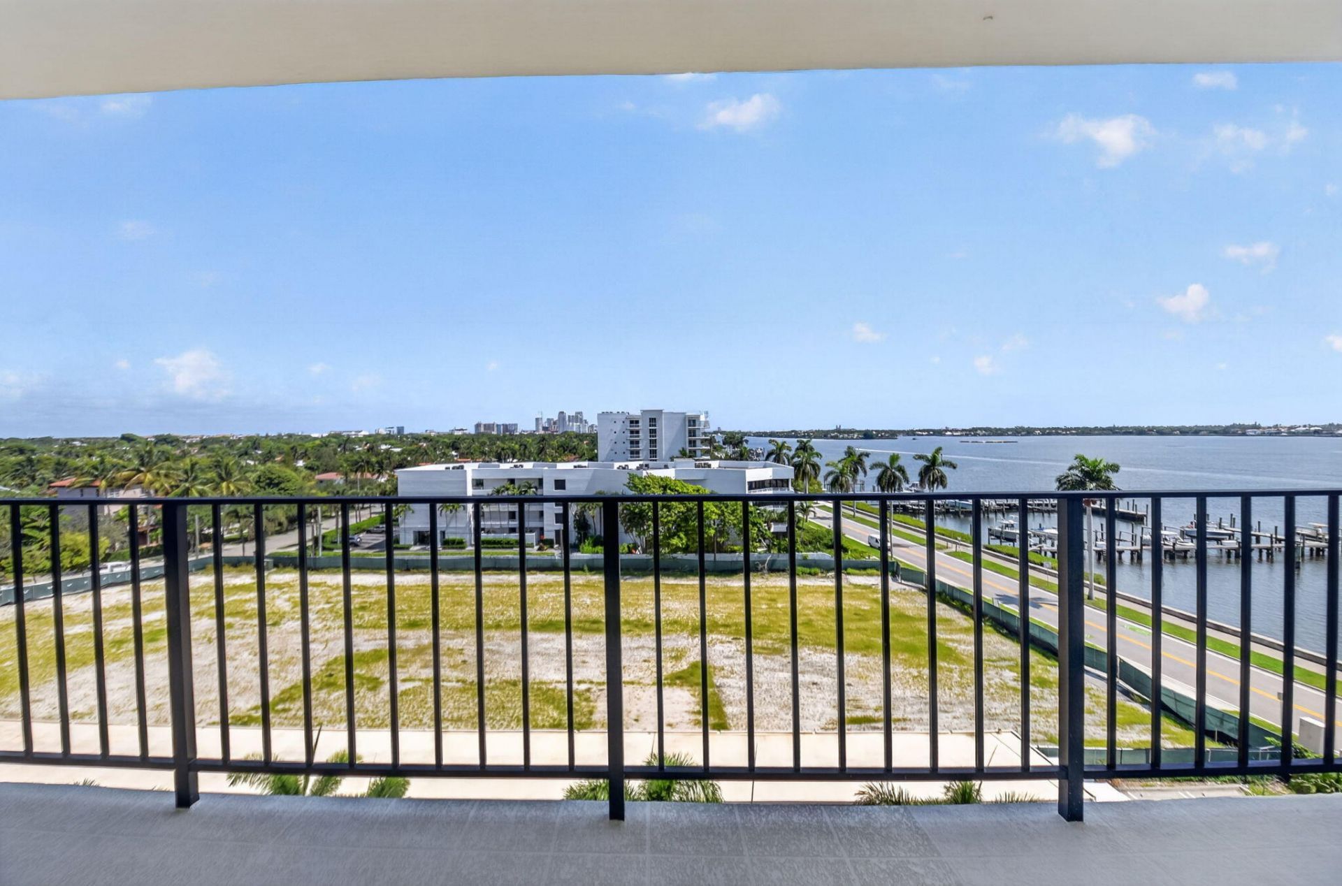 3800 Washington Road, Unit 708, West Palm Beach, FL 33405 Photo