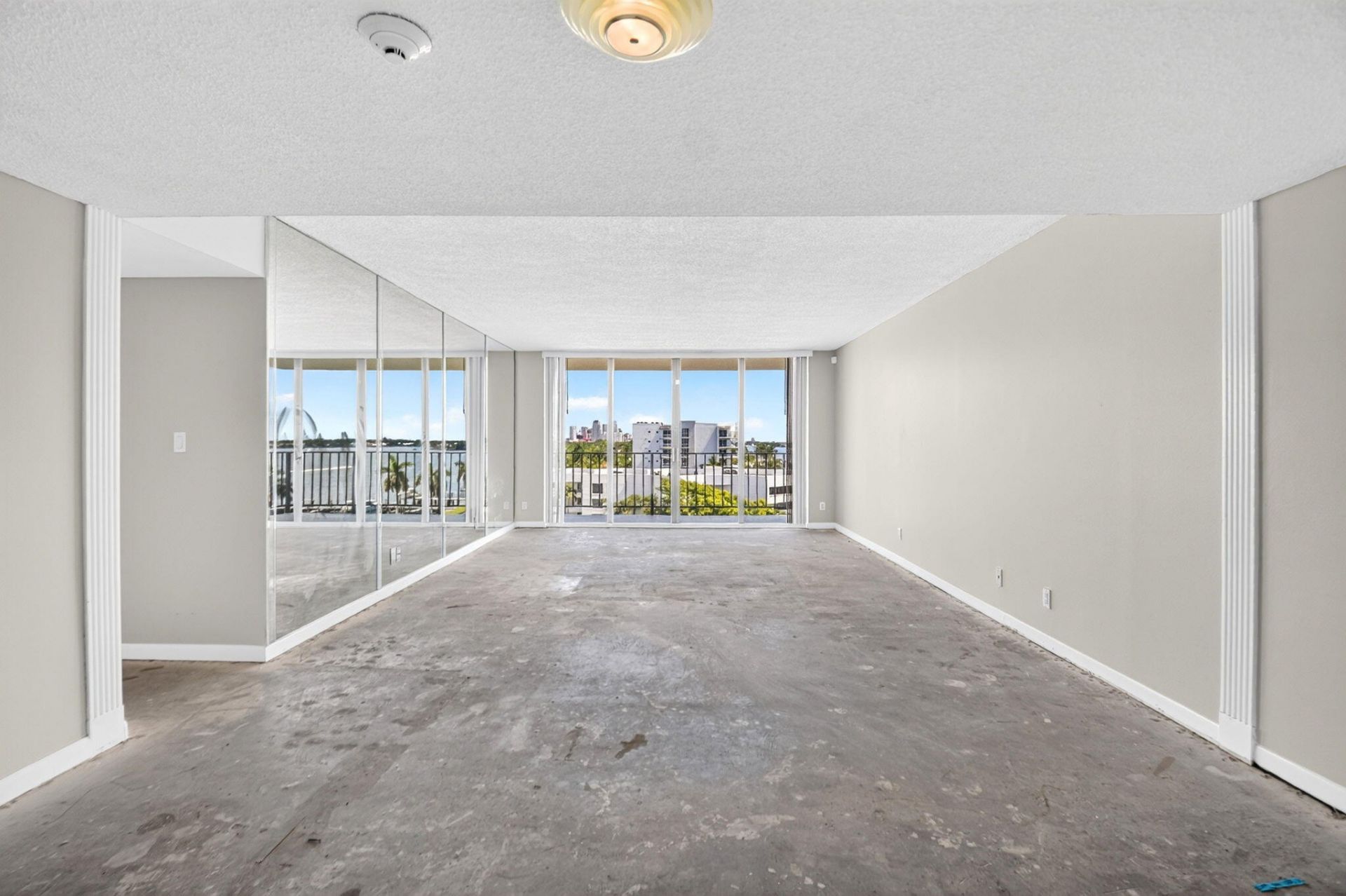 3800 Washington Road, Unit 708, West Palm Beach, FL 33405 Photo