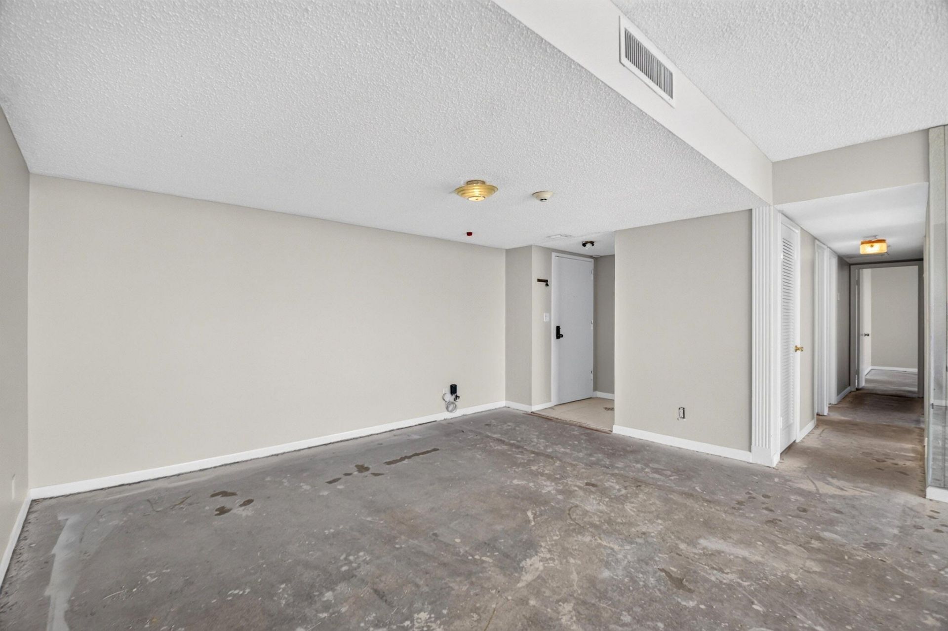 3800 Washington Road, Unit 708, West Palm Beach, FL 33405 Photo