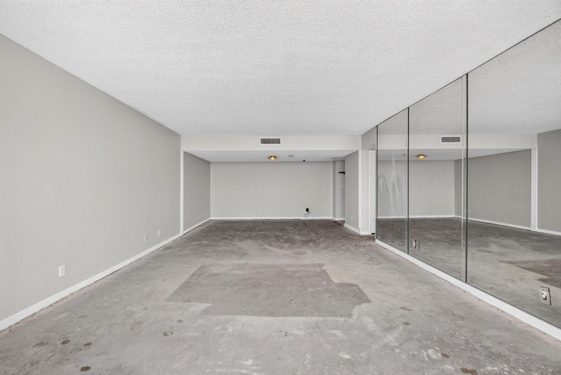 3800 Washington Road, Unit 708, West Palm Beach, FL 33405 Photo