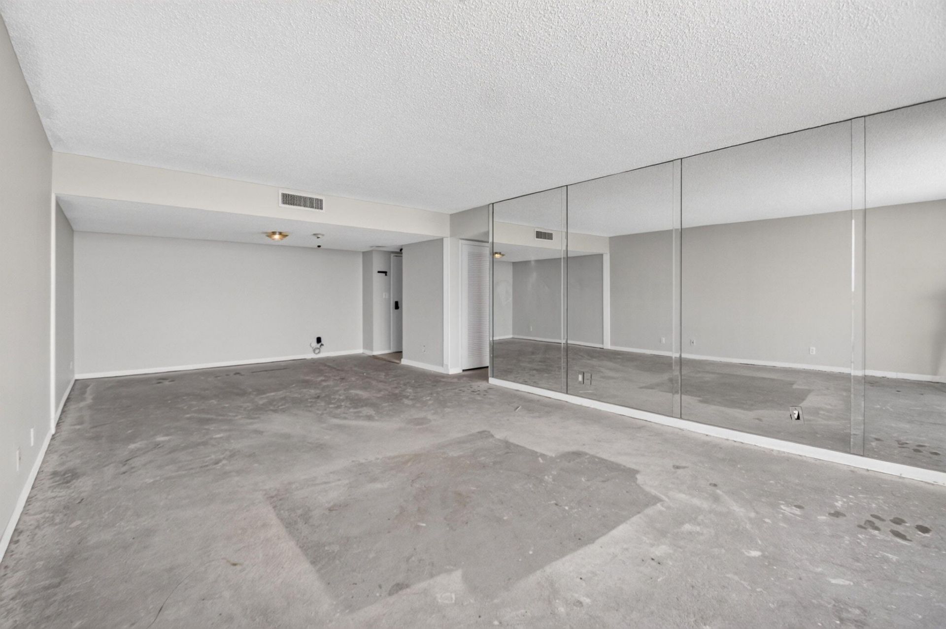3800 Washington Road, Unit 708, West Palm Beach, FL 33405 Photo
