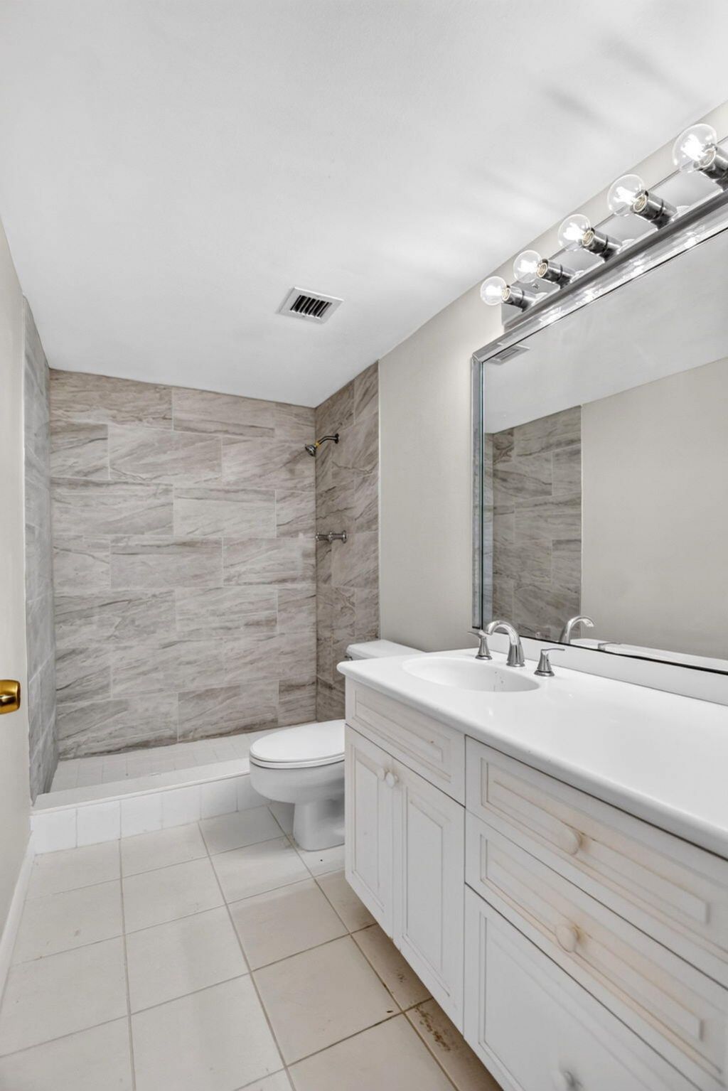 3800 Washington Road, Unit 708, West Palm Beach, FL 33405 Photo