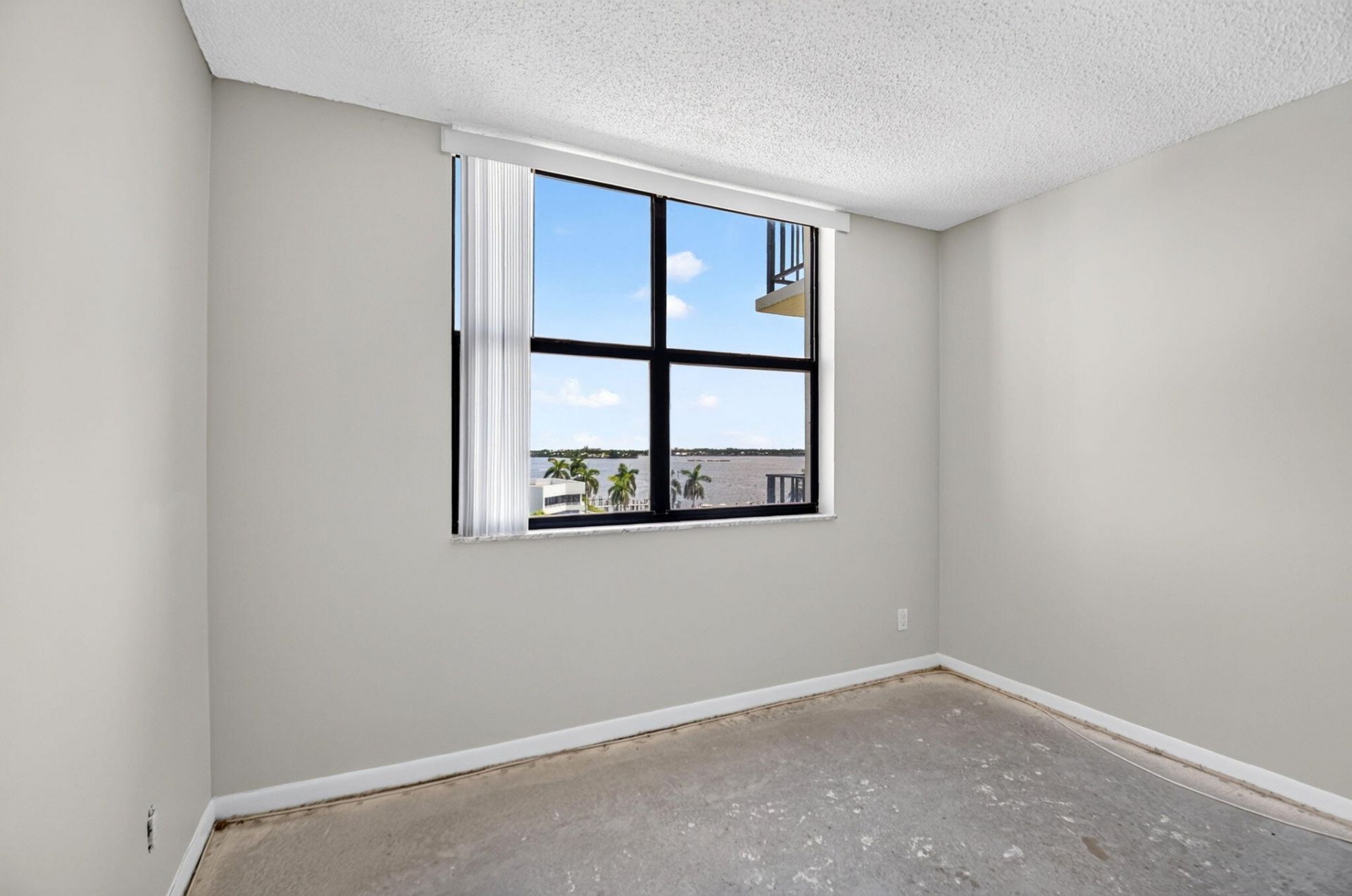 3800 Washington Road, Unit 708, West Palm Beach, FL 33405 Photo