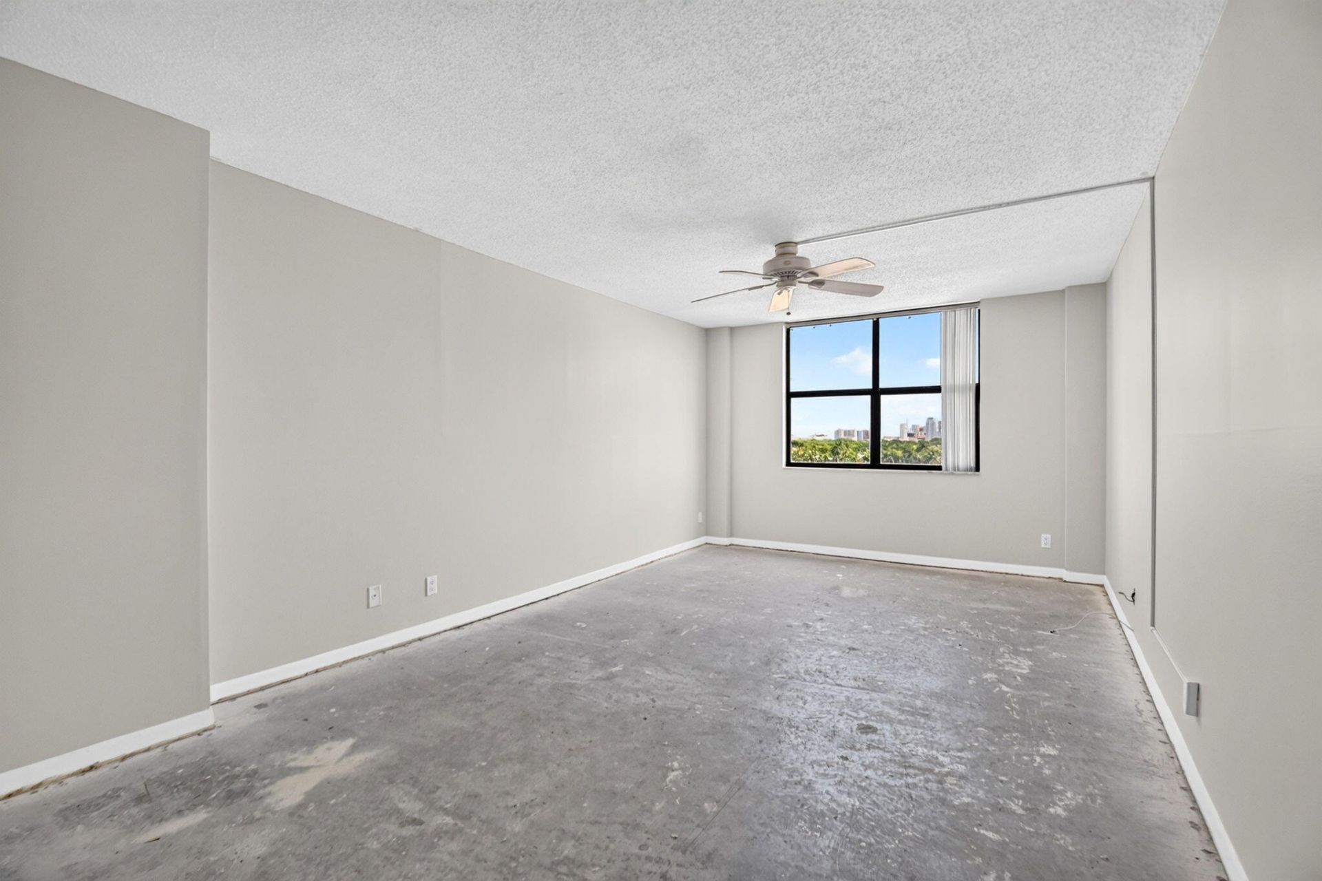 3800 Washington Road, Unit 708, West Palm Beach, FL 33405 Photo