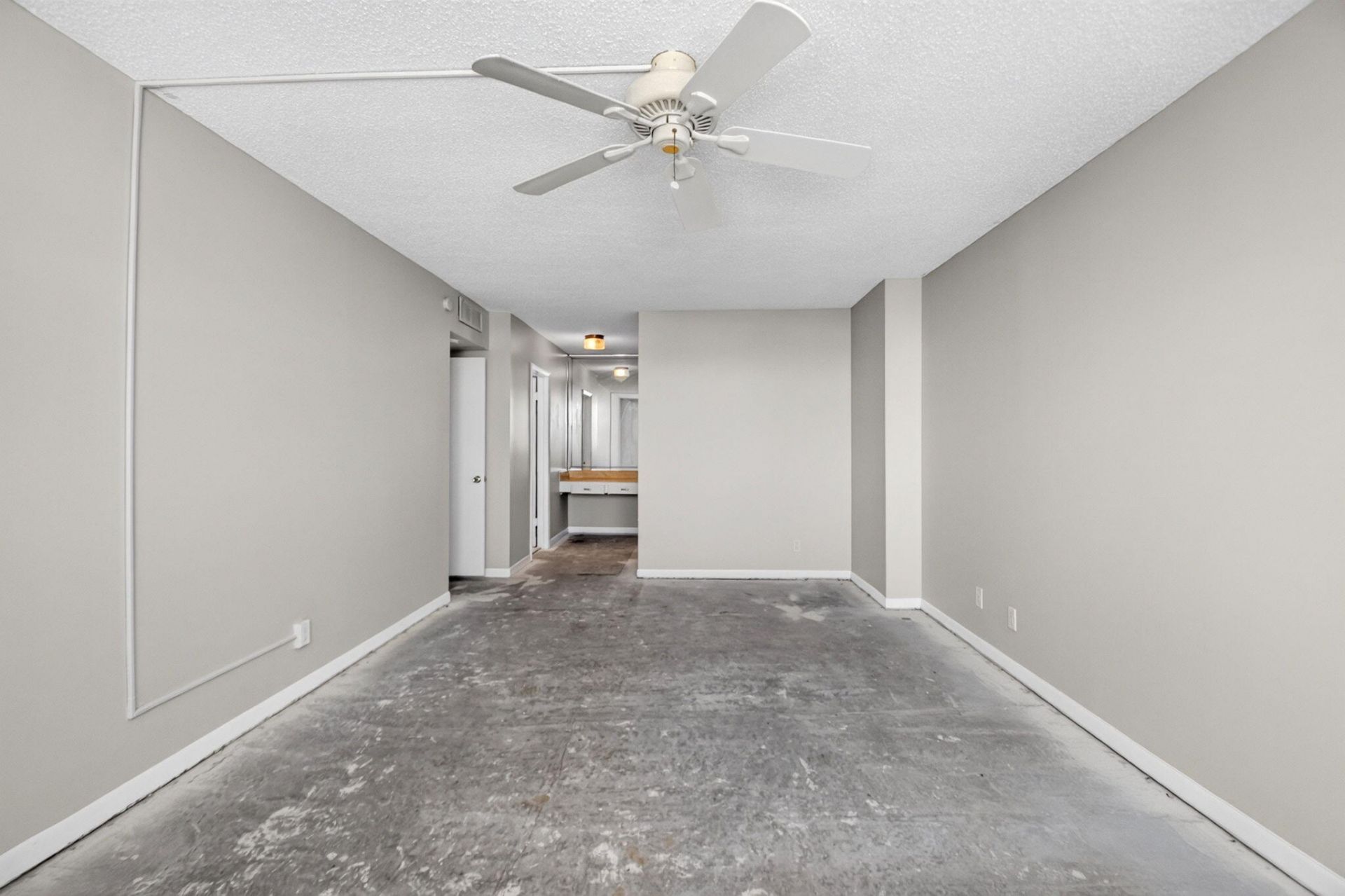3800 Washington Road, Unit 708, West Palm Beach, FL 33405 Photo