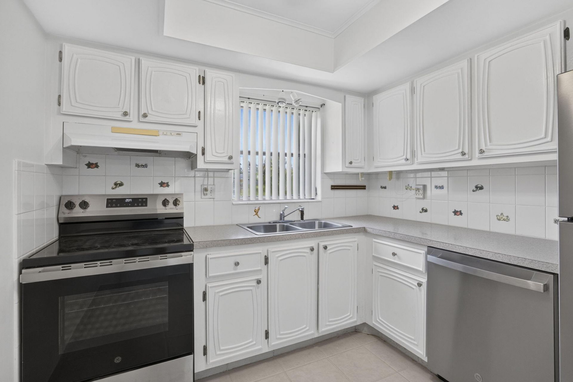 2521 Emory Drive W, Unit H, West Palm Beach, FL 33415 Photo