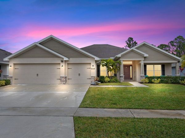 8324 Amalfi Circle, Fort Pierce, FL 34951