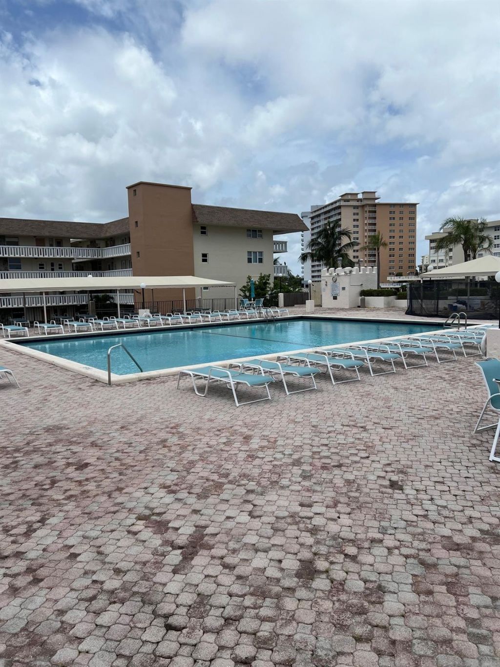 1865 S Ocean Drive, Unit 17h, Hallandale Beach, FL 33009 Photo
