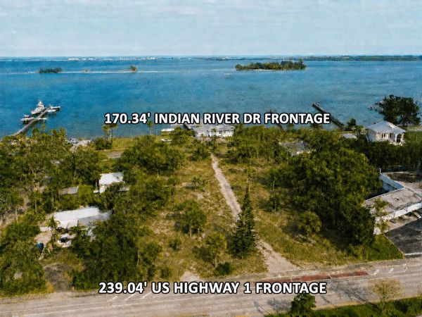 1026 INDIAN RIVER Drive, Sebastian, FL 32978
