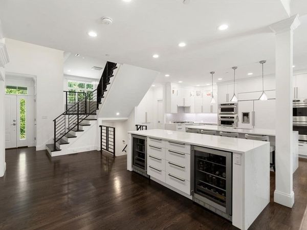 11 Crenshaw Ln, Unit 11, Andover, MA 01810