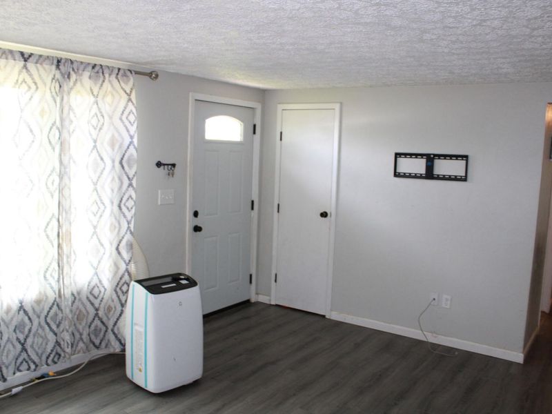 11633 Ohio-Ind Road, Union City, OH 45390 Photo 7