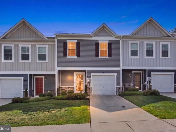 420 MAPLE RUN DRIVE, YORK, PA 17404