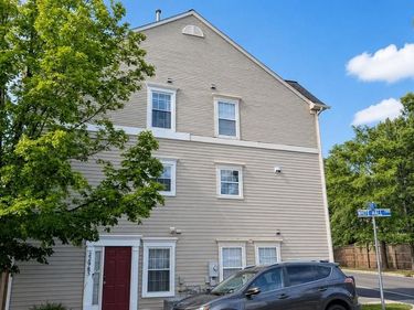 22963 WHITEHALL TERRACE , STERLING, VA 20166