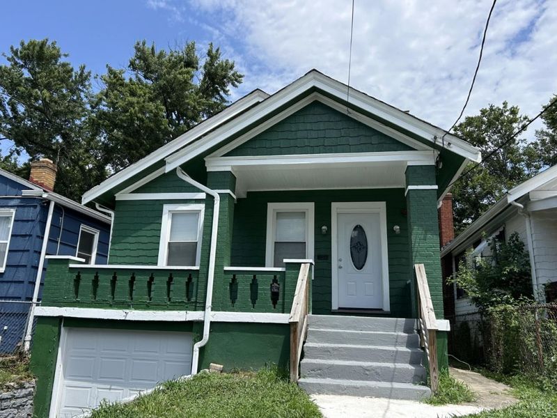 1922 Dalewood Place, Cincinnati, OH 45237 Photo 1