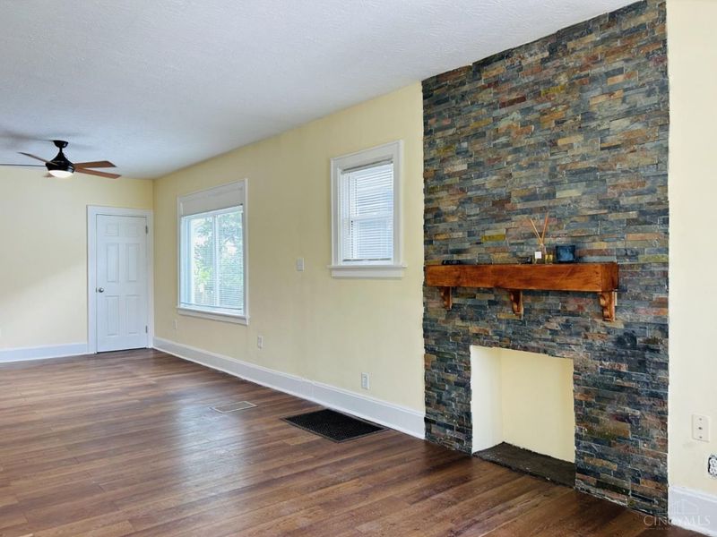 1922 Dalewood Place, Cincinnati, OH 45237 Photo 2