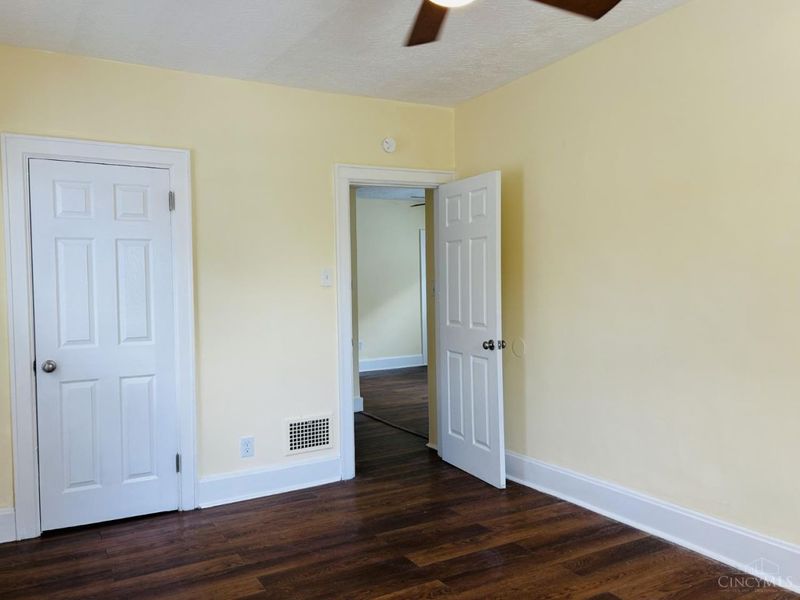 1922 Dalewood Place, Cincinnati, OH 45237 Photo 8