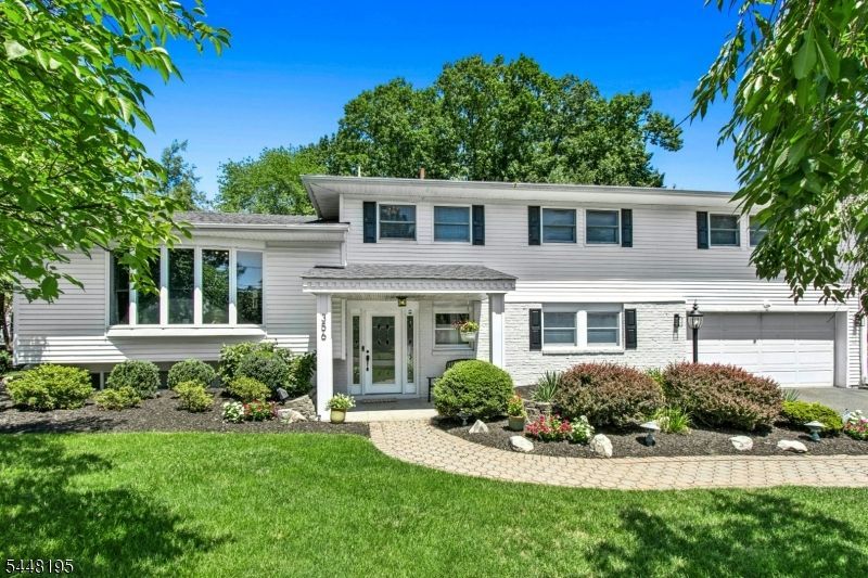 356 Longview Dr, Mountainside, NJ 07092 Main Photo