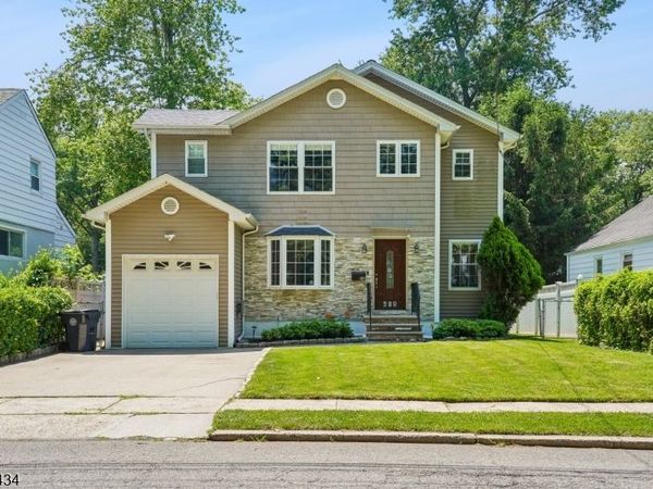 418 Ivy Ln, Englewood, NJ 07631