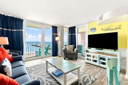 2500 N Ocean Blvd.  photo 4