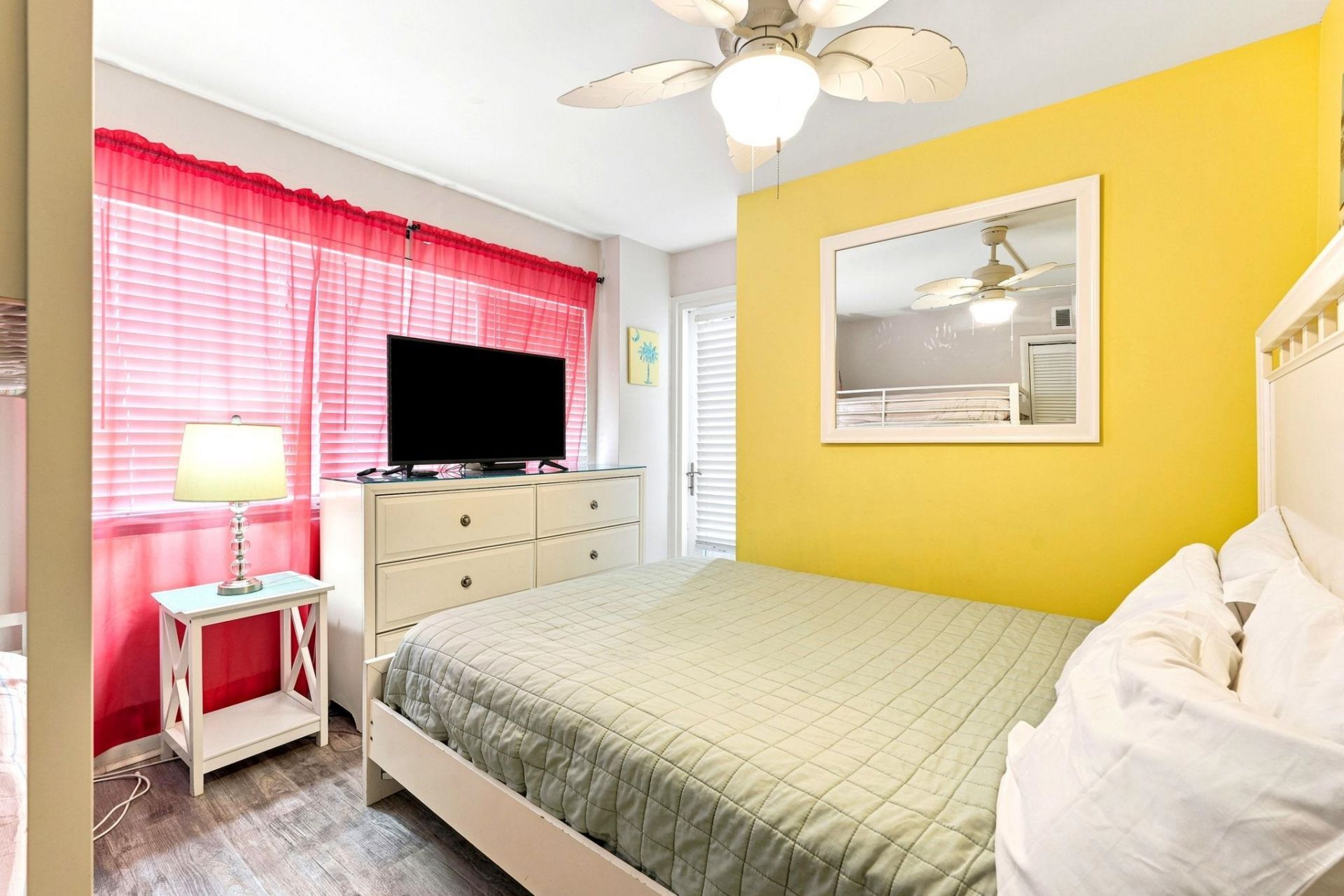 2500 N Ocean Blvd.  Photo 33