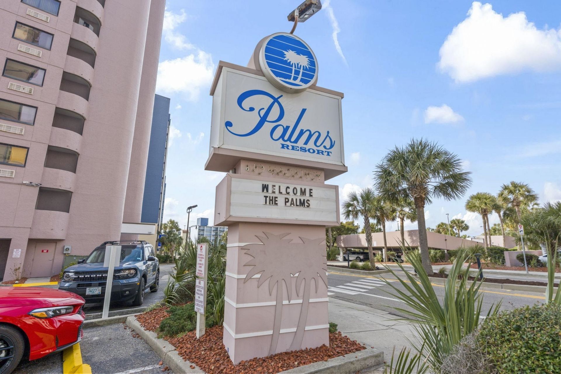 2500 N Ocean Blvd.  Photo 39