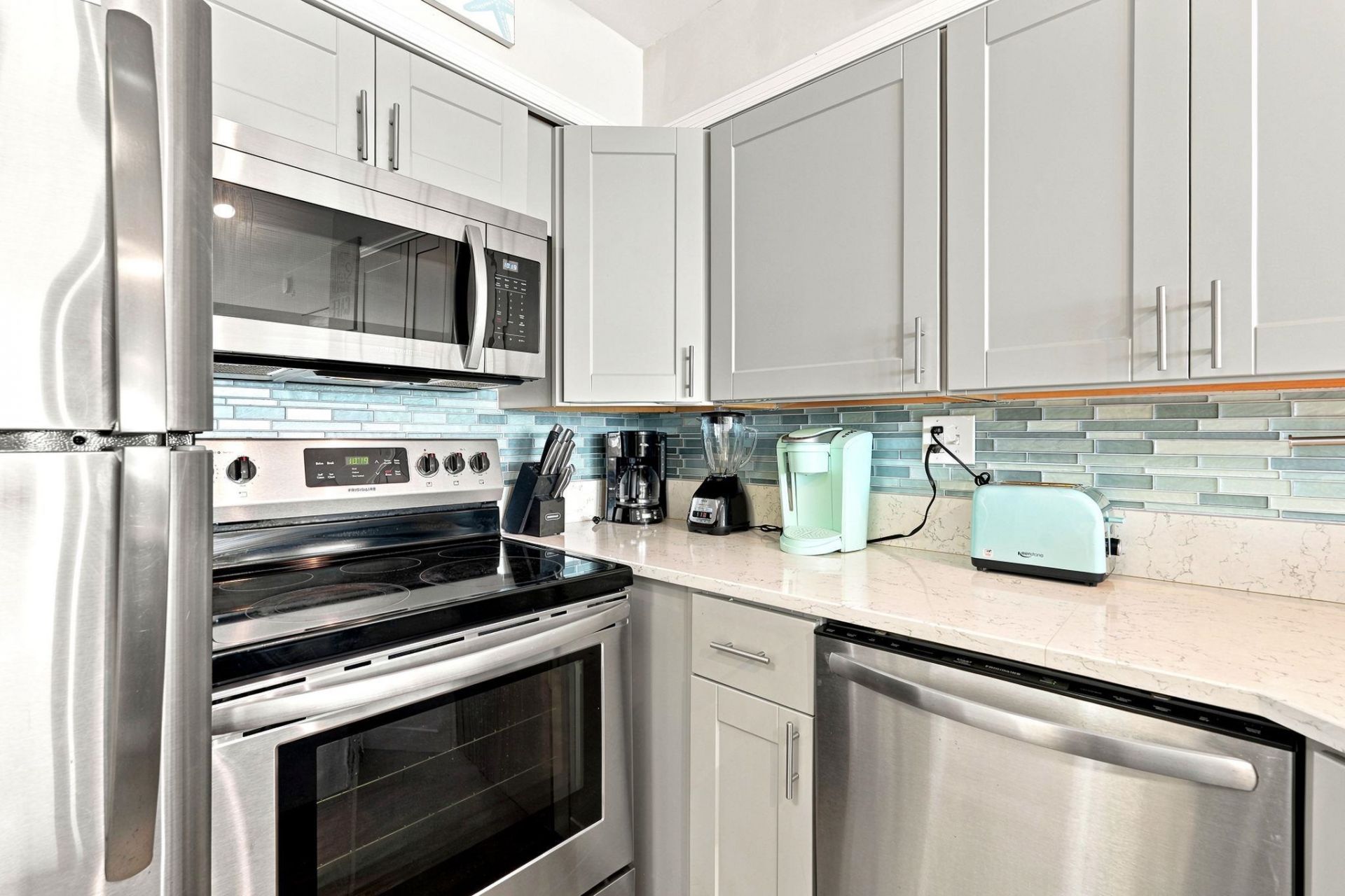 2500 N Ocean Blvd.  Photo 9