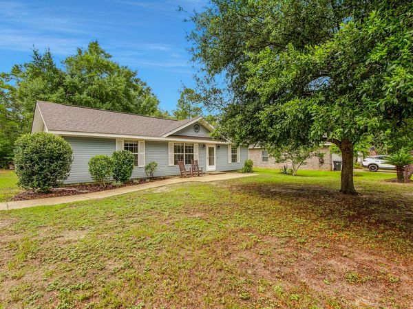 97 Magnolia Landing Drive, Freeport, FL 32439