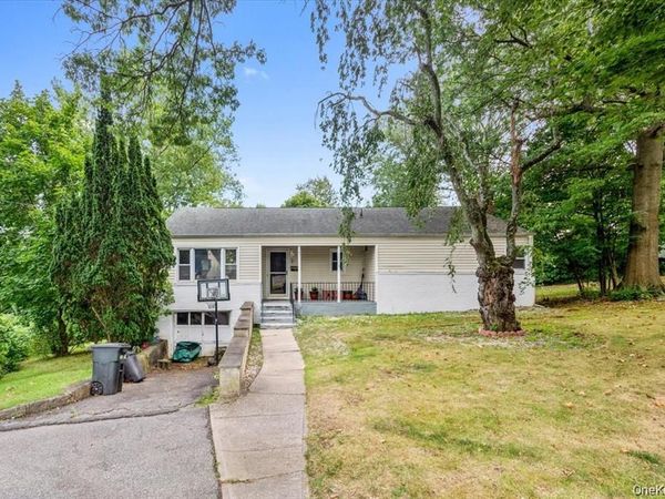 101 Cresthill Road , Yonkers, NY 10710