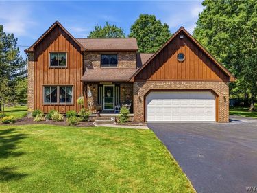 6489 Tonawanda Creek Road, Lockport, NY 14094