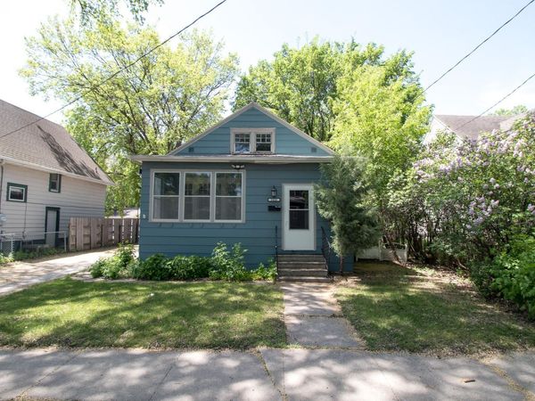 1016 12th Street N, Fargo, ND 58102