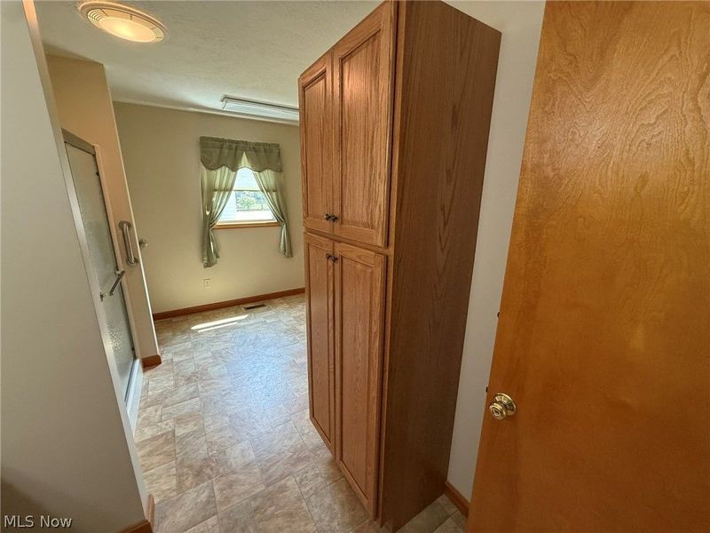 1031 Kaderly Street NW, New Philadelphia, OH 44663 Photo 30