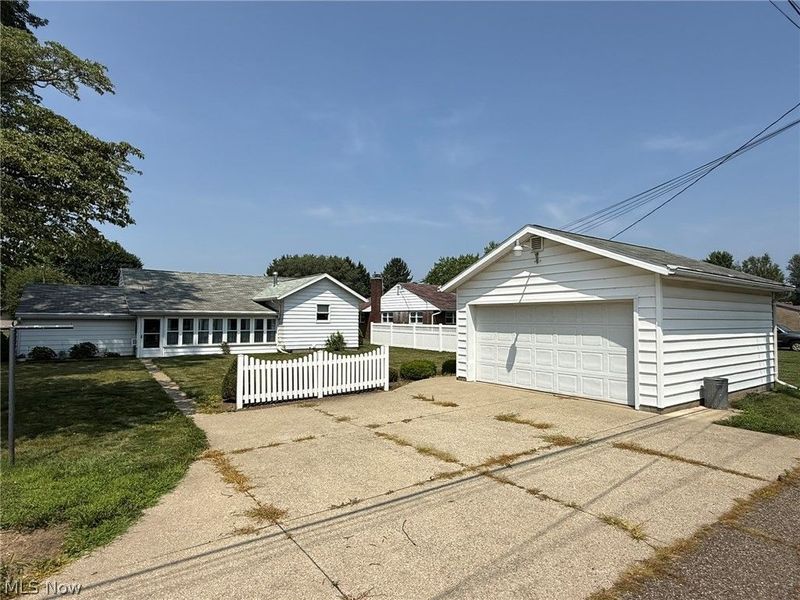 1031 Kaderly Street NW, New Philadelphia, OH 44663 Photo 48