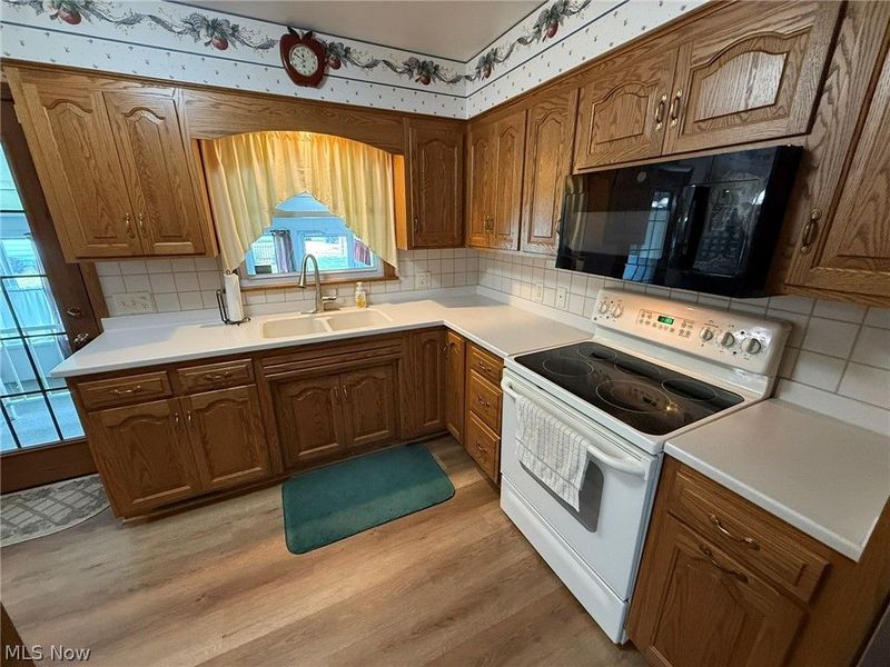 1031 Kaderly Street NW, New Philadelphia, OH 44663 Photo 6