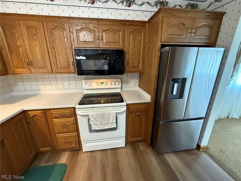1031 Kaderly Street NW, New Philadelphia, OH 44663 Photo 9
