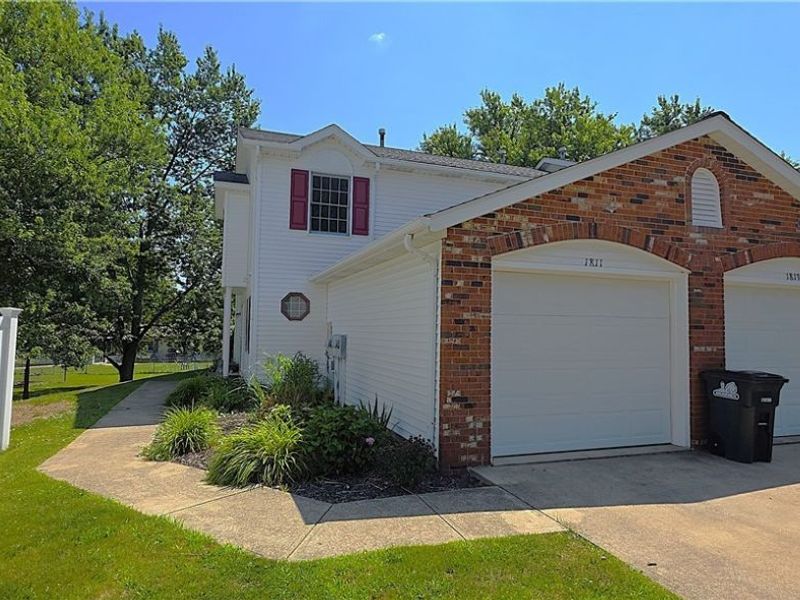 1811 Meadowland Drive, Brunswick, OH 44212 Photo 1